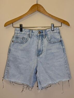 Stradivarius High Rise Denim Shorts US 2 Light Wash Modest Length Distressed